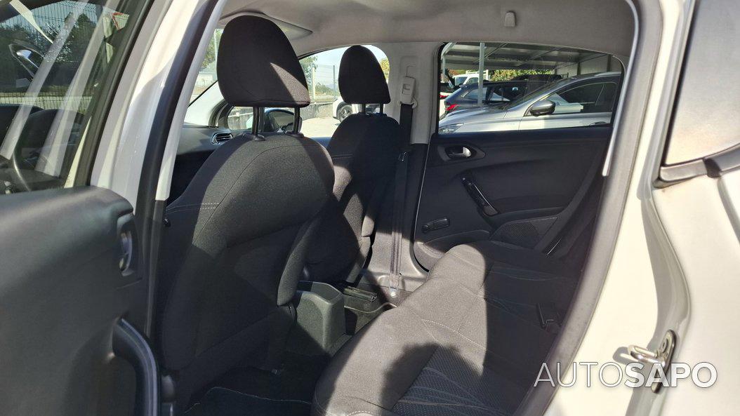 Peugeot 208 1.4 e-HDi de 2015