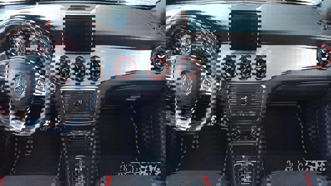 Mercedes-Benz Classe CLA de 2015