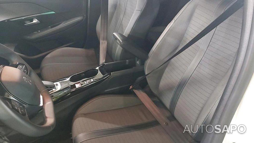 Peugeot E-208 de 2021