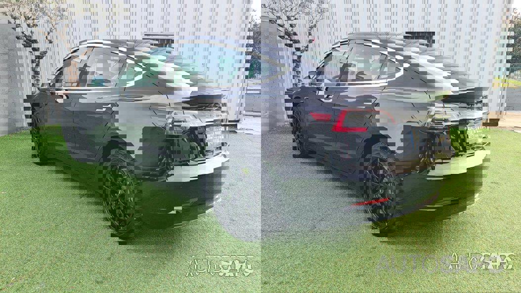 Tesla Model 3 de 2021