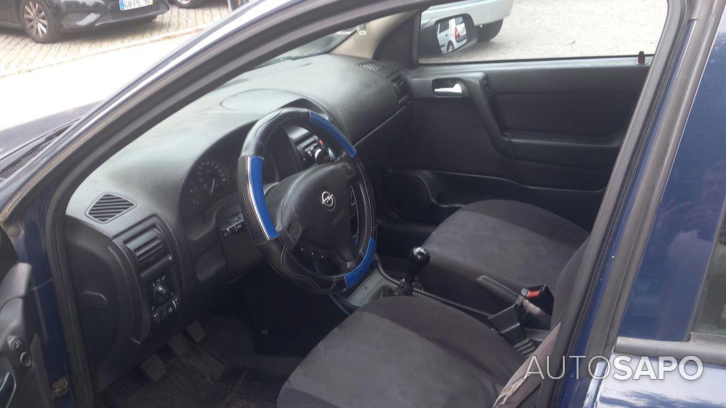 Opel Astra 1.2 Club de 2001