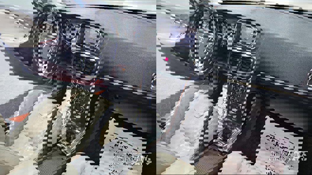 Volvo V40 1.6 D2 Momentum de 2014