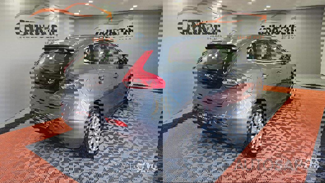 Volvo V40 1.6 D2 Momentum de 2014