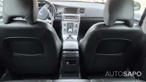 Volvo V60 2.4 D6 Momentum AWD Phev de 2017