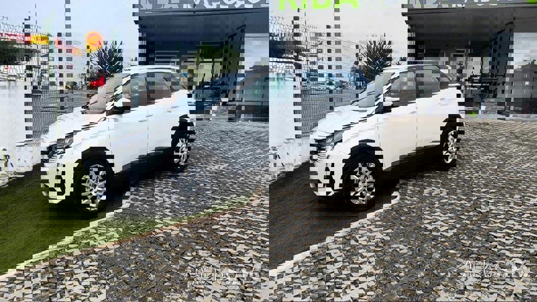 Peugeot 3008 1.5 BlueHDi Active Pack de 2021