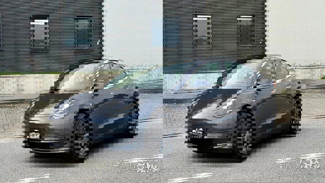 Tesla Model 3 Long-Range Dual Motor AWD de 2020