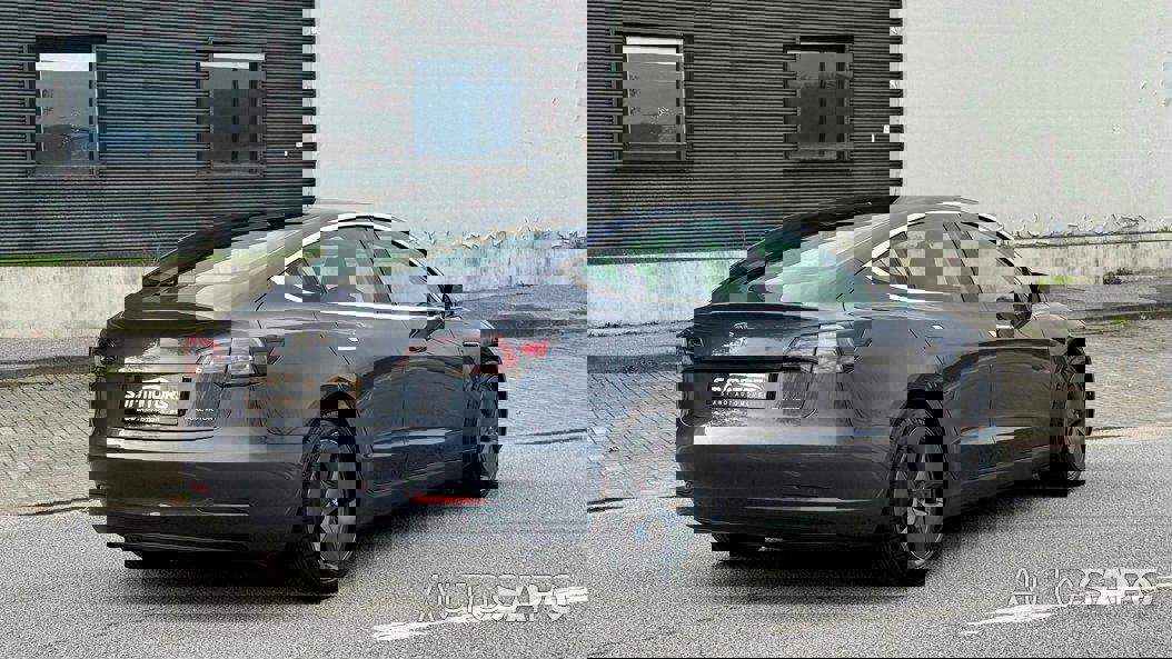 Tesla Model 3 Long-Range Dual Motor AWD de 2020