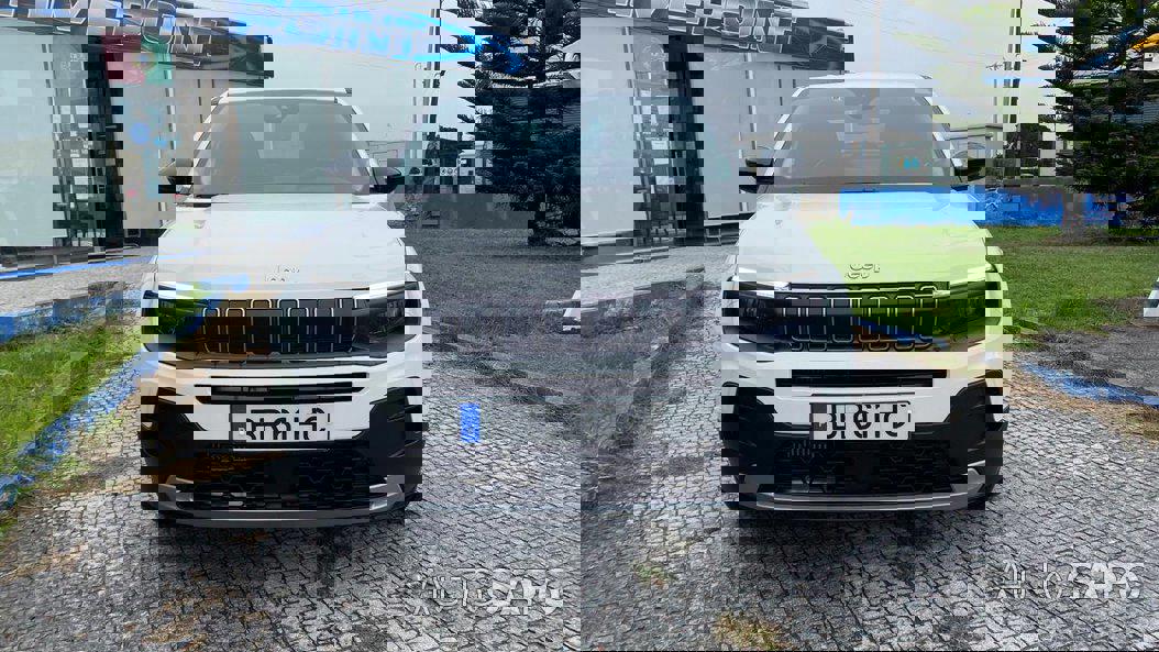 Jeep Avenger 1.2 GSE T3 Altitude de 2025