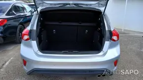 Ford Focus 1.0 EcoBoost ST-Line X de 2021