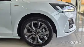 Ford Focus 1.0 EcoBoost MHEV ST-Line de 2022