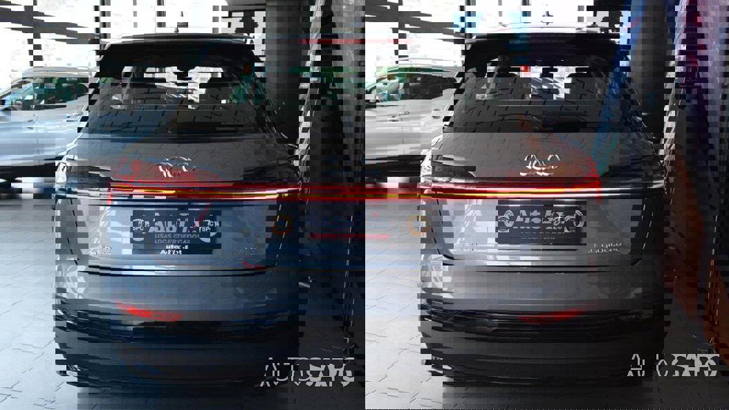 Audi e-tron 55 quattro Advanced de 2020