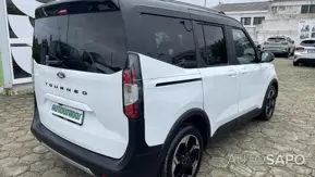 Ford Tourneo Courier 1.0 EcoBoost Ambiente de 2024