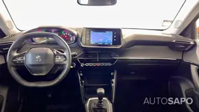Peugeot 2008 1.2 PureTech Active de 2021