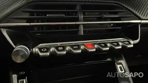 Peugeot 2008 1.2 PureTech Active de 2021
