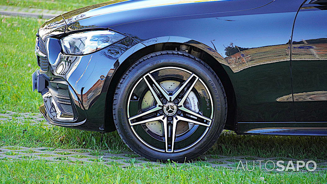 Mercedes-Benz Classe C 300 e AMG Line de 2023
