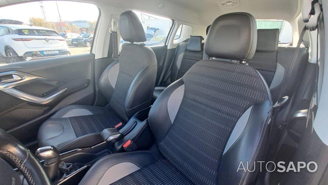 Peugeot 2008 1.2 PureTech Allure de 2018
