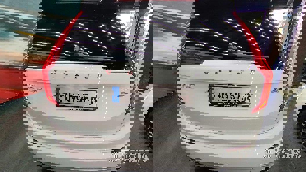 Volvo XC90 2.0 B5 Momentum Plus AWD de 2019