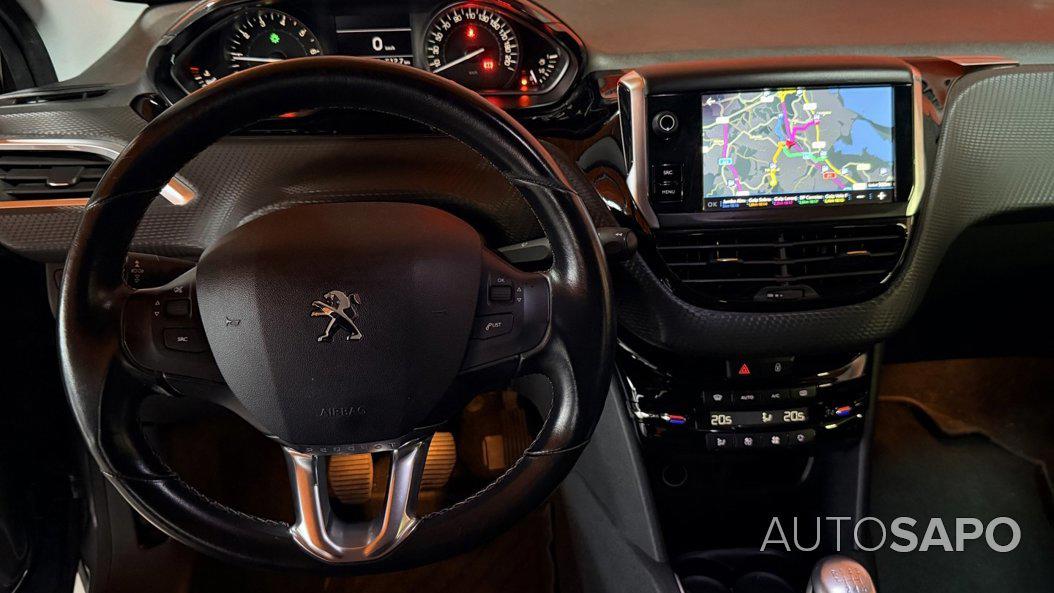 Peugeot 208 1.2 PureTech Allure de 2019