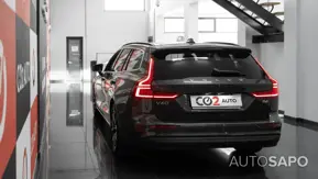 Volvo V60 2.0 B4 Momentum Plus Geartronic de 2022