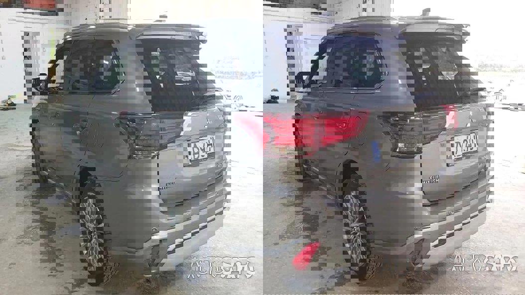 Mitsubishi Outlander de 2020