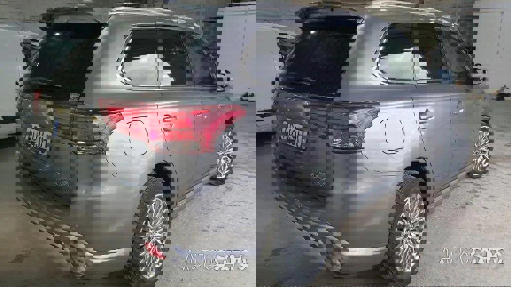 Mitsubishi Outlander de 2020