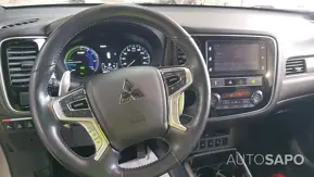 Mitsubishi Outlander de 2020