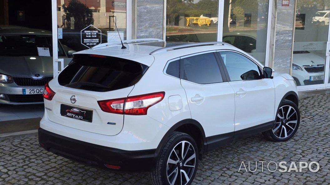 Nissan Qashqai 1.5 dCi N-Connecta 18 de 2015