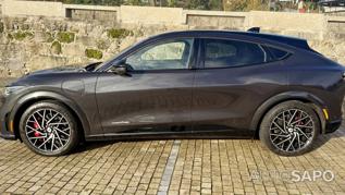 Ford Mustang Mach-E de 2022