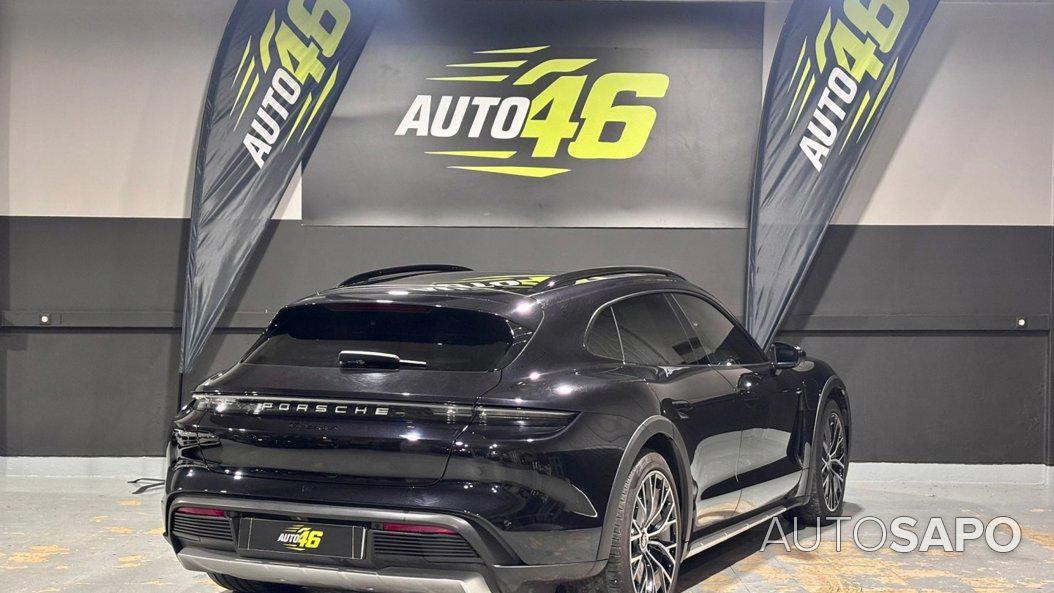 Porsche Taycan Cross Turismo de 2022