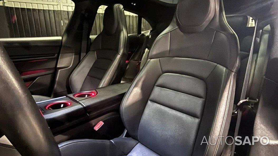 Porsche Taycan Cross Turismo de 2022