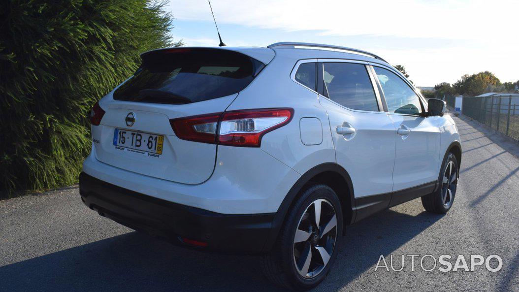 Nissan Qashqai 1.5 dCi N-Connecta J18+Led de 2017