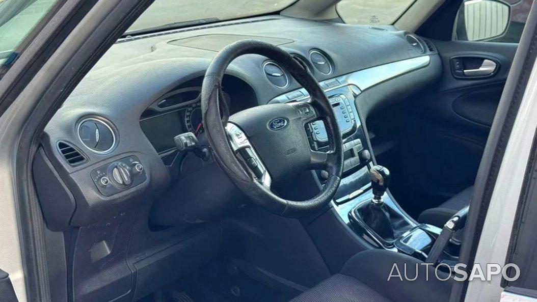 Ford Galaxy 2.0 TDCi Ghia de 2010