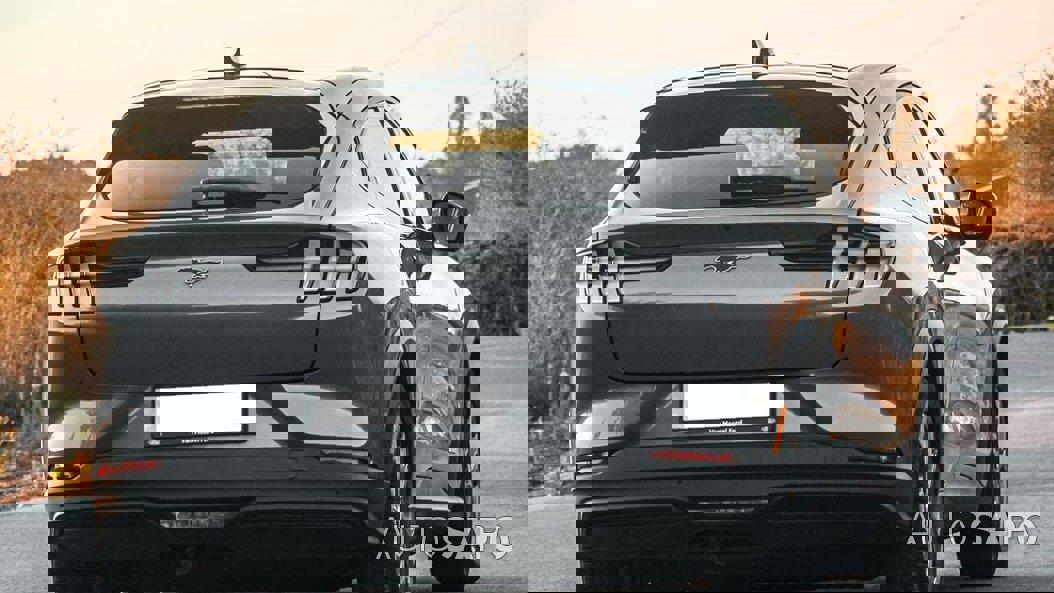 Ford Mustang Mach-E de 2021