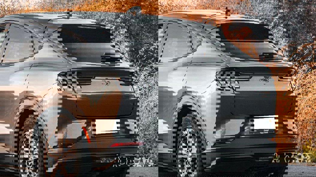 Ford Mustang Mach-E de 2021