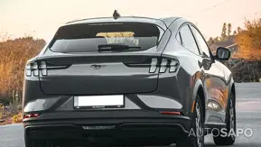 Ford Mustang Mach-E de 2021