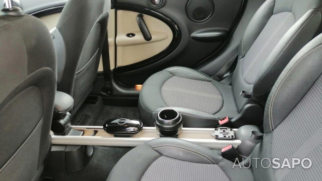 MINI Countryman One D de 2011