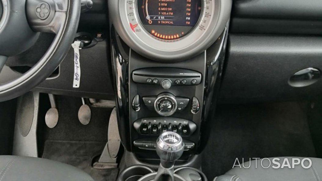 MINI Countryman One D de 2011