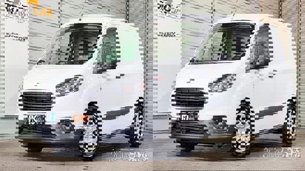 Ford Transit Courier de 2020