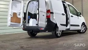 Ford Transit Courier de 2020