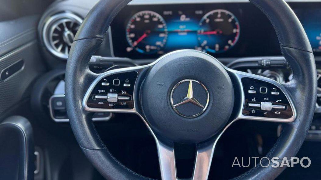 Mercedes-Benz Classe CLA 180 d Progressive Aut. de 2020