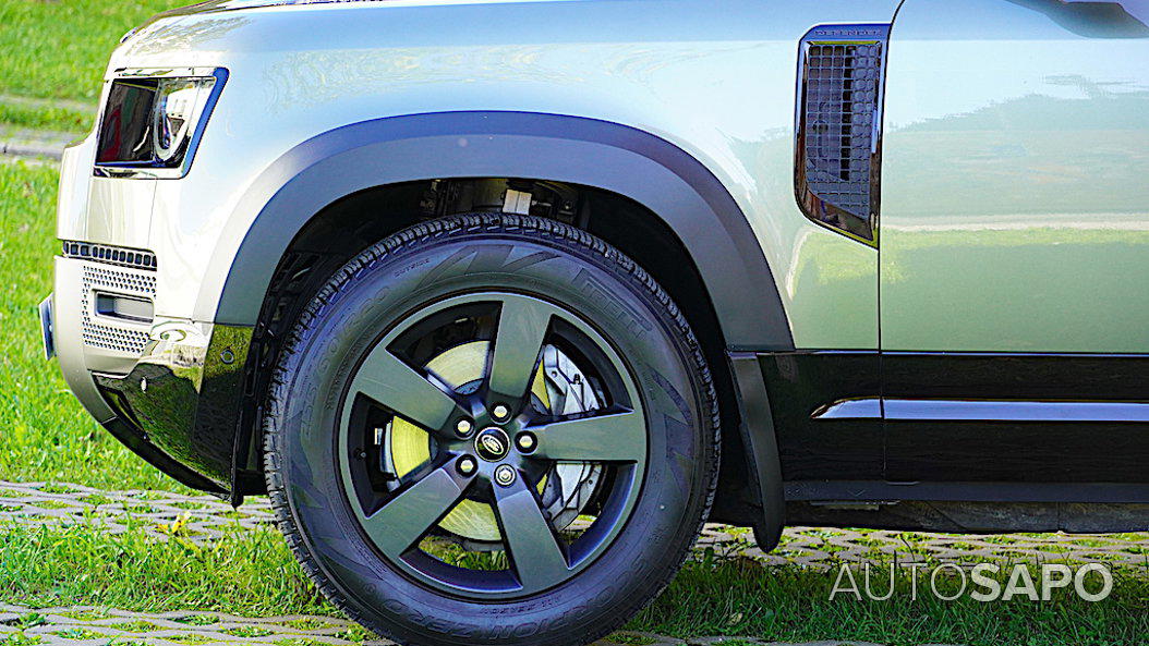 Land Rover Defender 2.0 P400e 110 AWD X-Dynamic SE de 2024