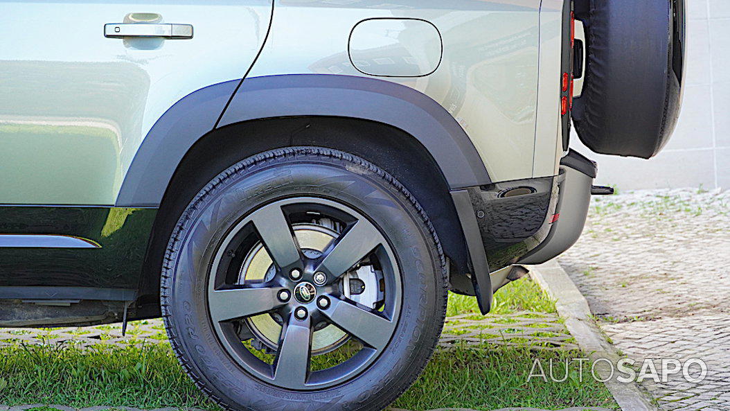 Land Rover Defender 2.0 P400e 110 AWD X-Dynamic SE de 2024