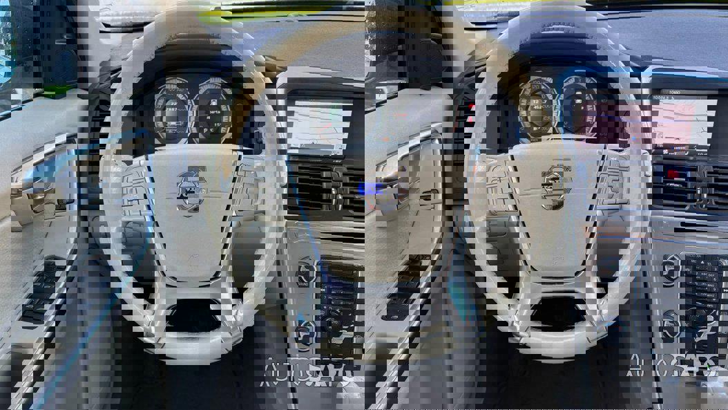 Volvo XC60 2.0 D3 R-Design Geartronic de 2011