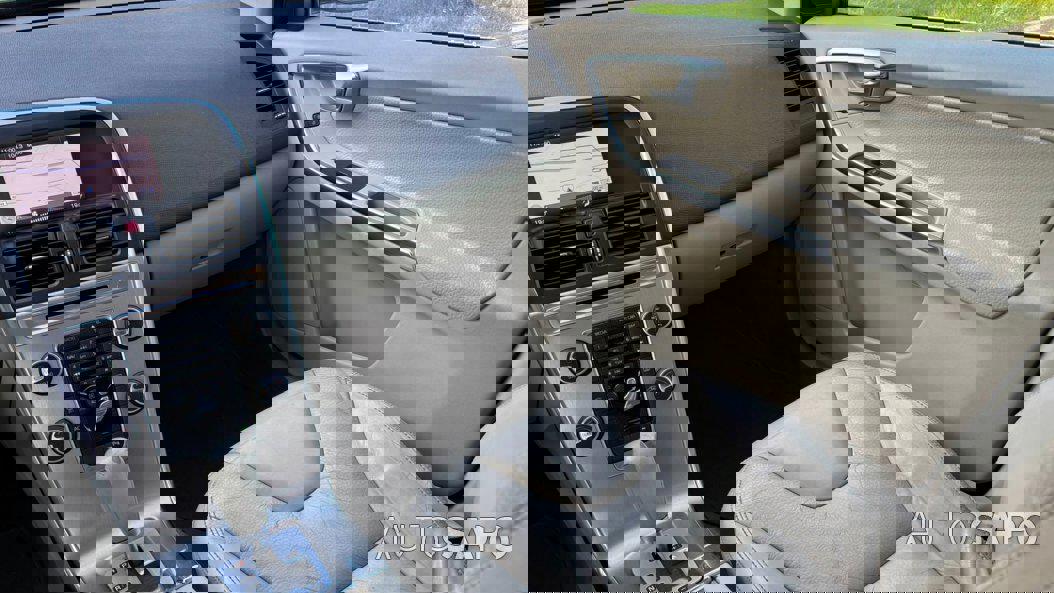 Volvo XC60 2.0 D3 R-Design Geartronic de 2011