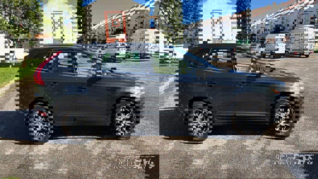 Volvo XC60 2.0 D3 R-Design Geartronic de 2011