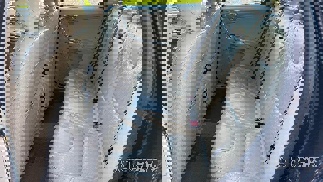 Volvo XC60 2.0 D3 R-Design Geartronic de 2011