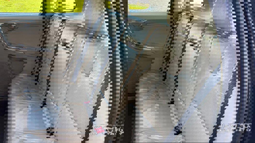 Volvo XC60 2.0 D3 R-Design Geartronic de 2011