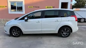 Peugeot 5008 1.6 HDi 7L Active de 2013