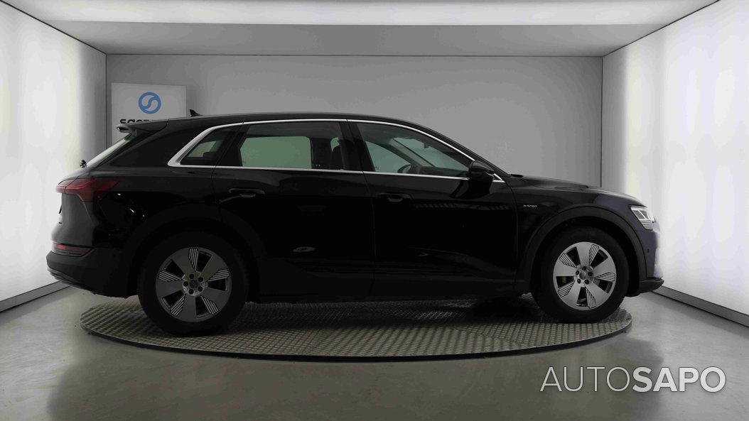 Audi e-tron 55 quattro de 2021