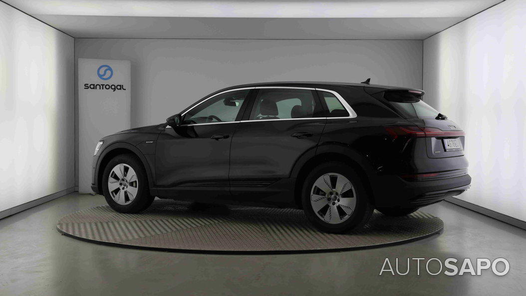 Audi e-tron 55 quattro de 2021